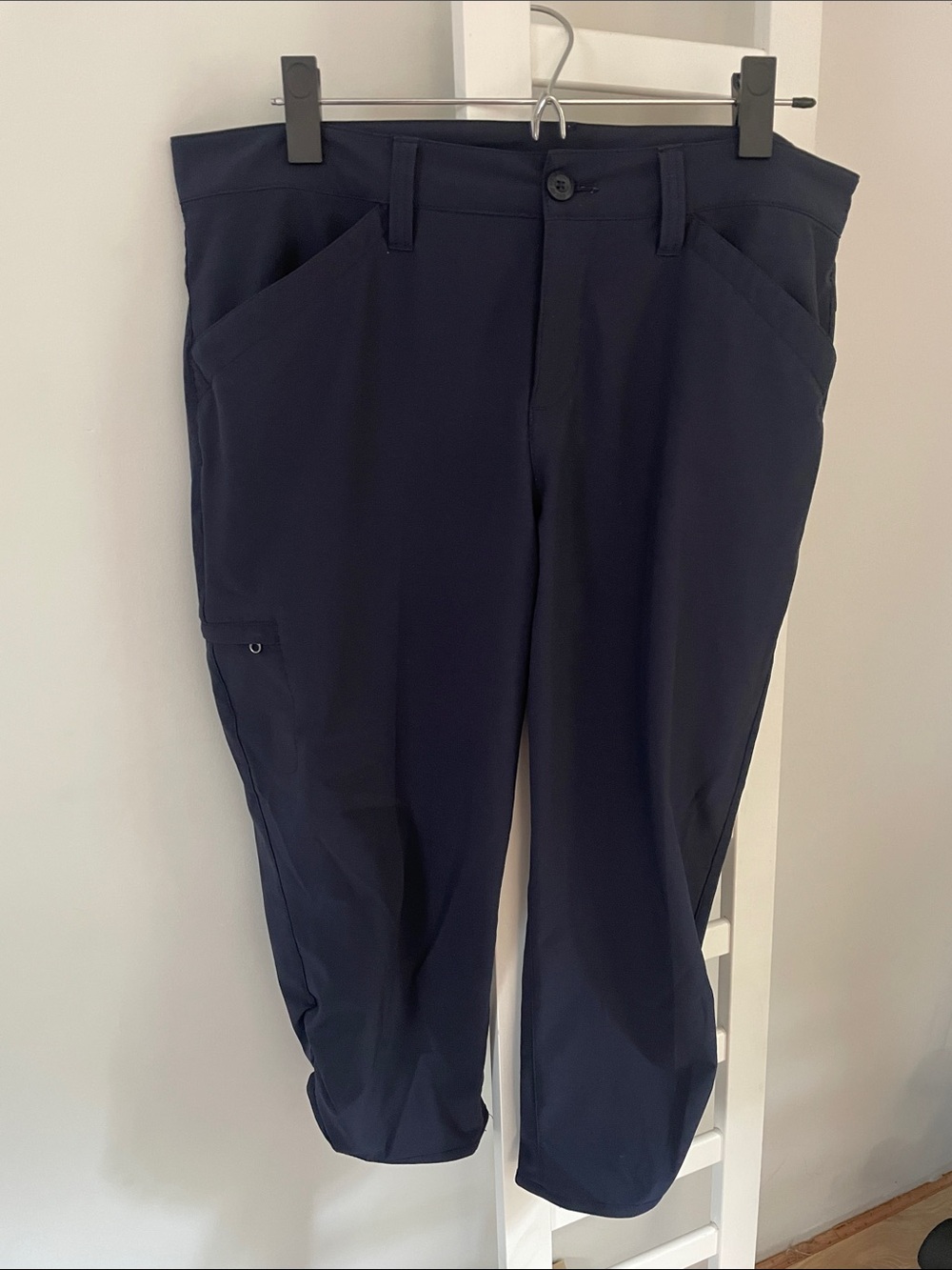 Eddie Bauer Cropped Ruched Hem Activewear Hiking Bottoms